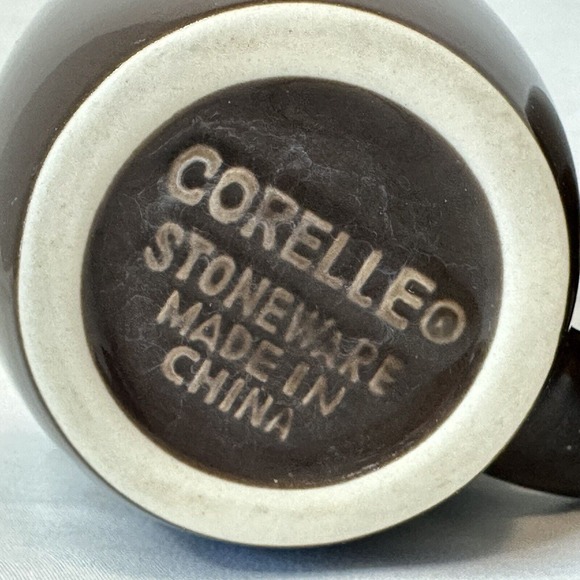CORELLE Coordinate Stoneware Deep Brown coffee Mugs set of 2 CLEAN/VINTAGE - Picture 2 of 11